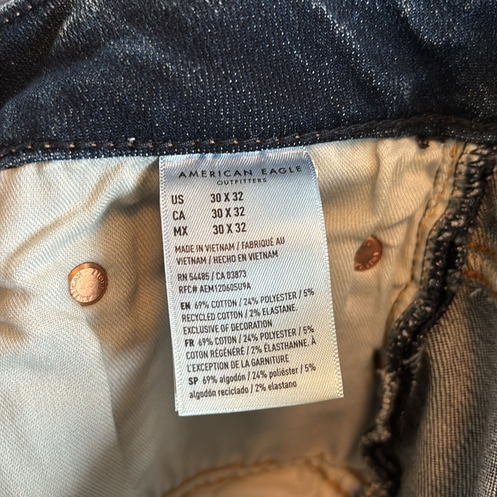 American Eagle Jeans Mens 30x32 (Tag) Blue Denim Temp Tech Slim Airflex - Picture 7 of 8